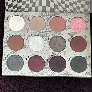Colourpop eyeshadow palette in Trouble Maker BNWOB